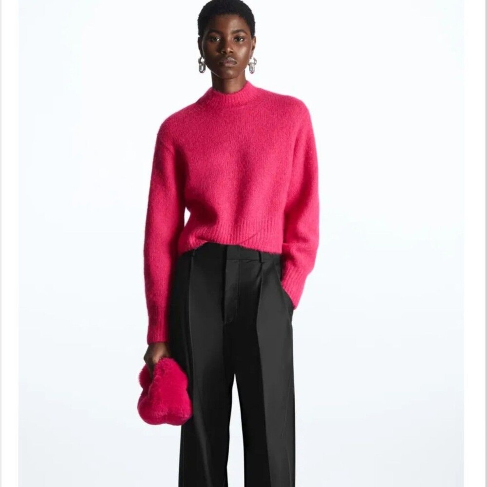COS Women's Pink Crew Neck Sweater